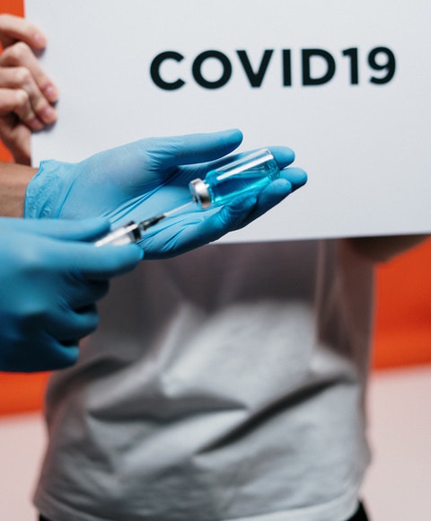 Vaccinationsspruta mot covid-19